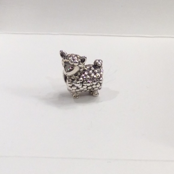 Chamilia Lamb Charm - Picture 2 of 3